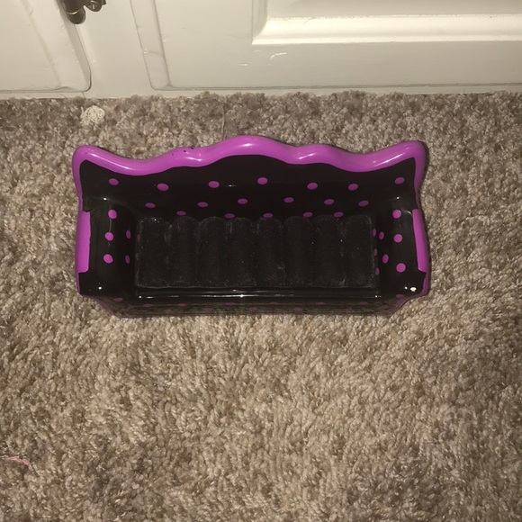 Ring Holder - Picture 2 of 3